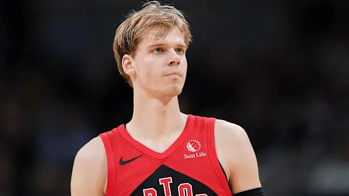 kaiyun·(中国)官方网站-出色！迪克全场出战27分钟，10中6、三分6中3得到15分7篮板